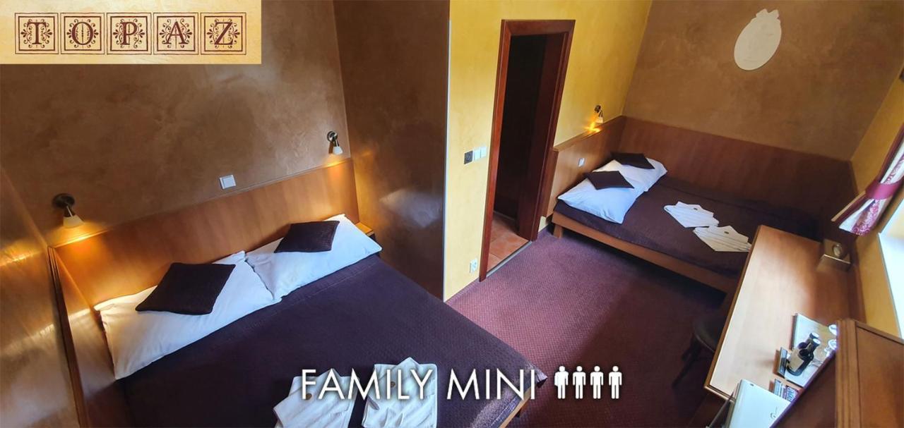 Hotel Karlštejn&SPA Buitenkant foto